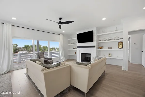 $1,400,000 | 1027 Meridian Drive, Sneads Ferry, NC 28460