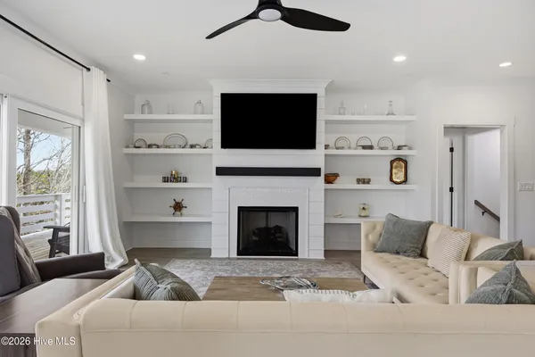 $1,400,000 | 1027 Meridian Drive, Sneads Ferry, NC 28460