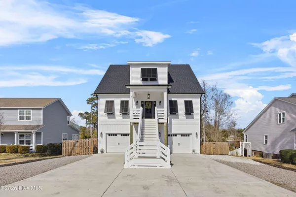 $1,400,000 | 1027 Meridian Drive, Sneads Ferry, NC 28460