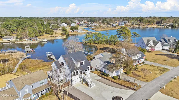 $1,400,000 | 1027 Meridian Drive, Sneads Ferry, NC 28460