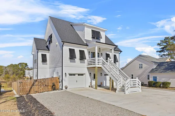 $1,400,000 | 1027 Meridian Drive, Sneads Ferry, NC 28460