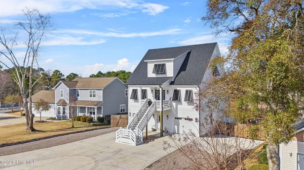 $1,400,000 | 1027 Meridian Drive, Sneads Ferry, NC 28460