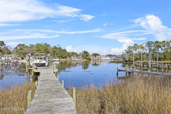 $1,400,000 | 1027 Meridian Drive, Sneads Ferry, NC 28460