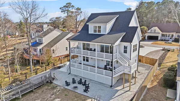 $1,400,000 | 1027 Meridian Drive, Sneads Ferry, NC 28460