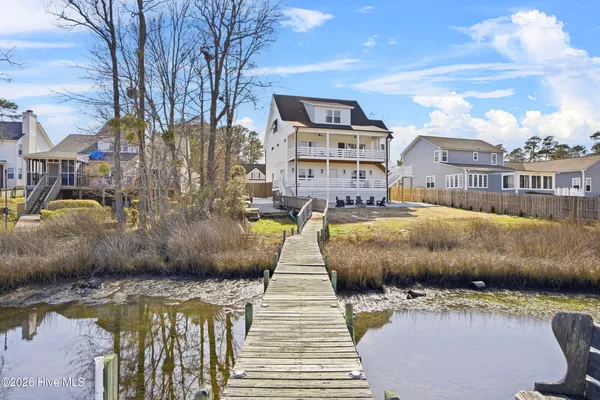 $1,400,000 | 1027 Meridian Drive, Sneads Ferry, NC 28460