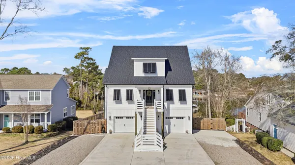 $1,400,000 | 1027 Meridian Drive, Sneads Ferry, NC 28460