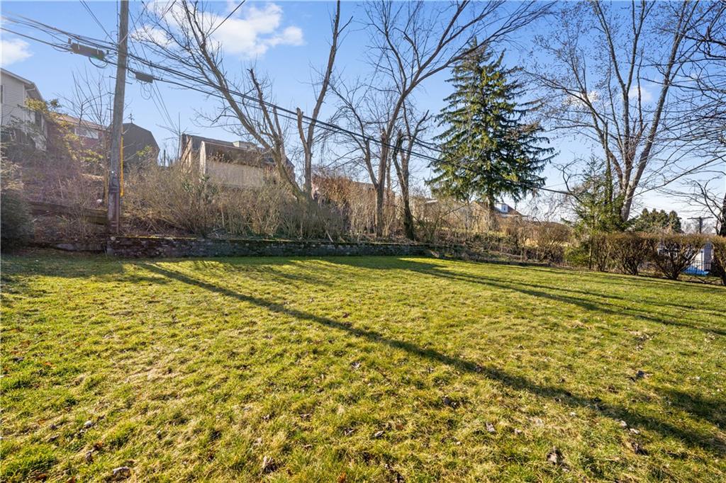 1923 Borland Road Pittsburgh, PA 15243 - Photo 22 of 24 Gallery Image 22