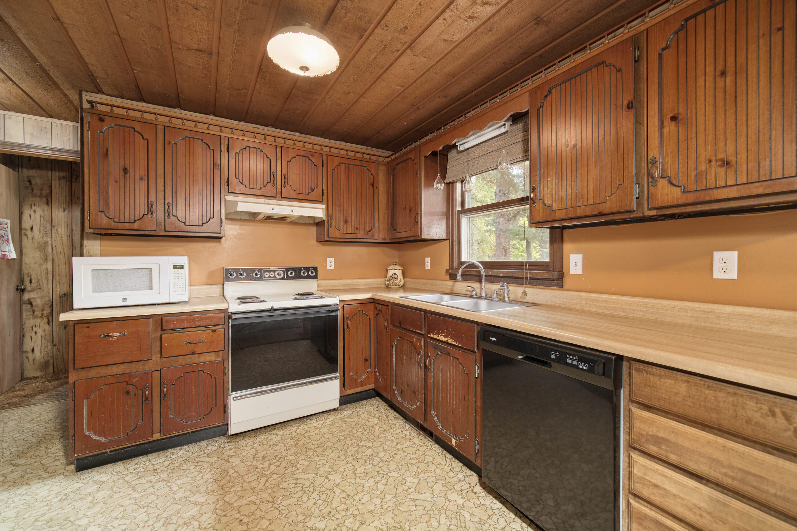4025 Staple Road Muskegon, MI 49445 - Photo 22 of 35 4025_Staple_Rd-26