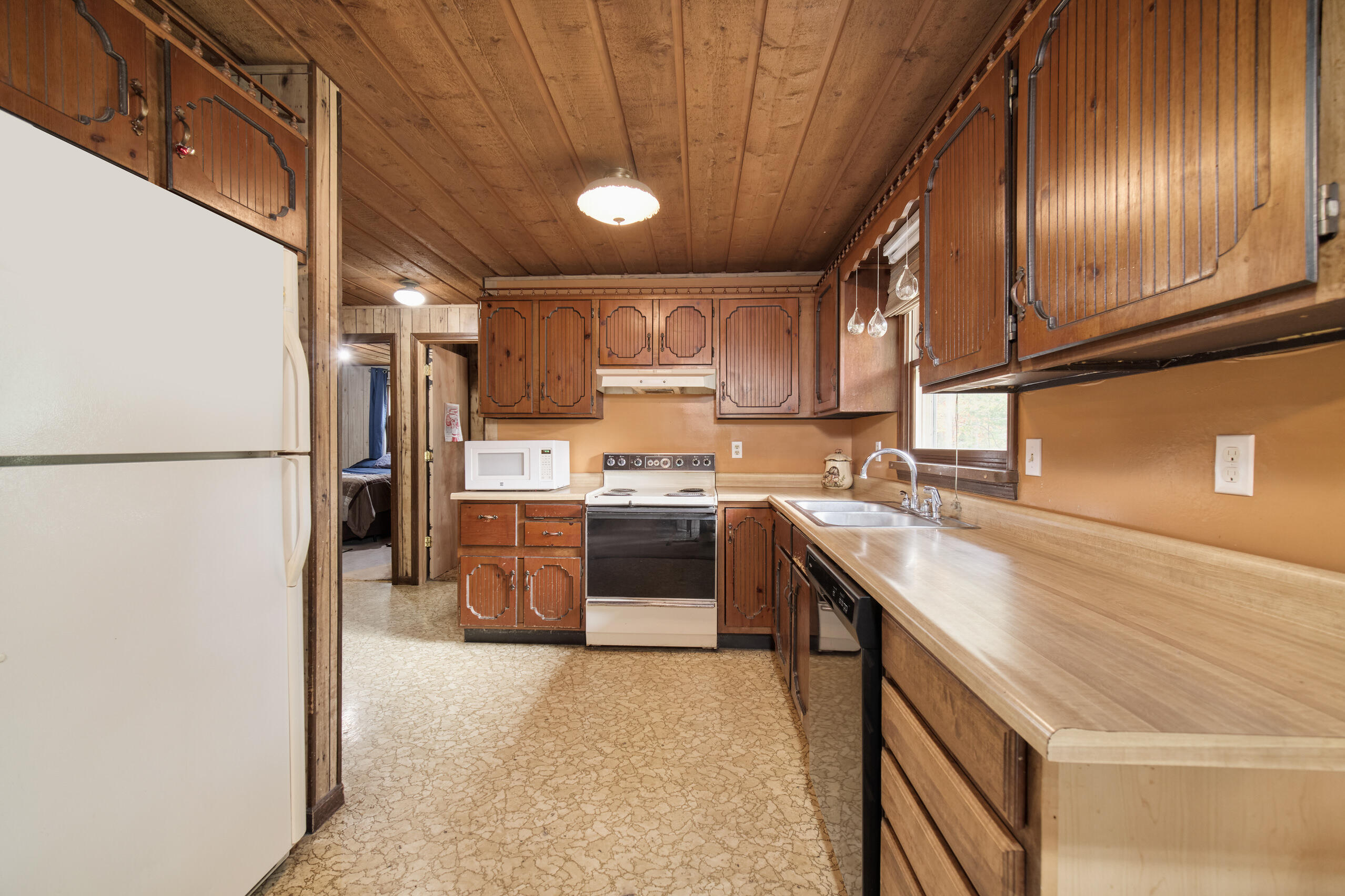 4025 Staple Road Muskegon, MI 49445 - Photo 23 of 35 4025_Staple_Rd-27