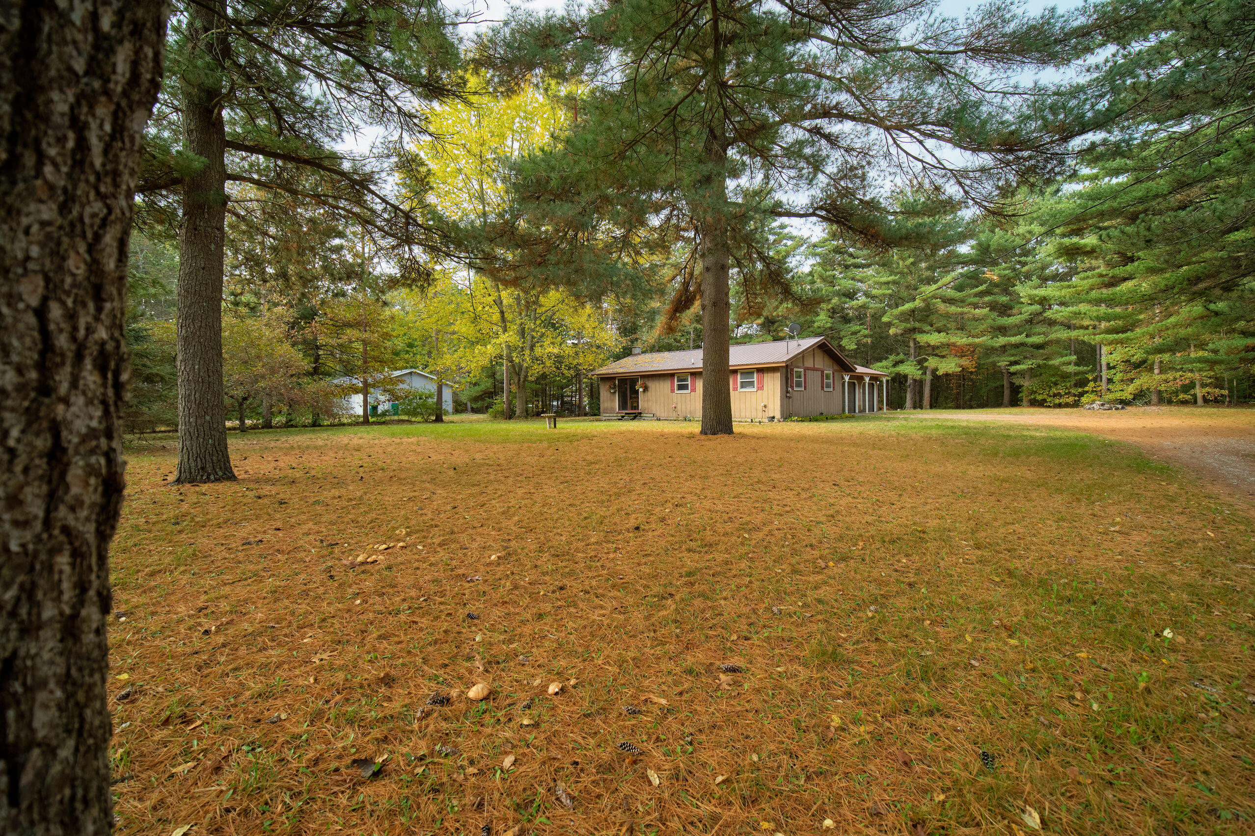 4025 Staple Road Muskegon, MI 49445 - Photo 4 of 35 4025_Staple_Rd-07
