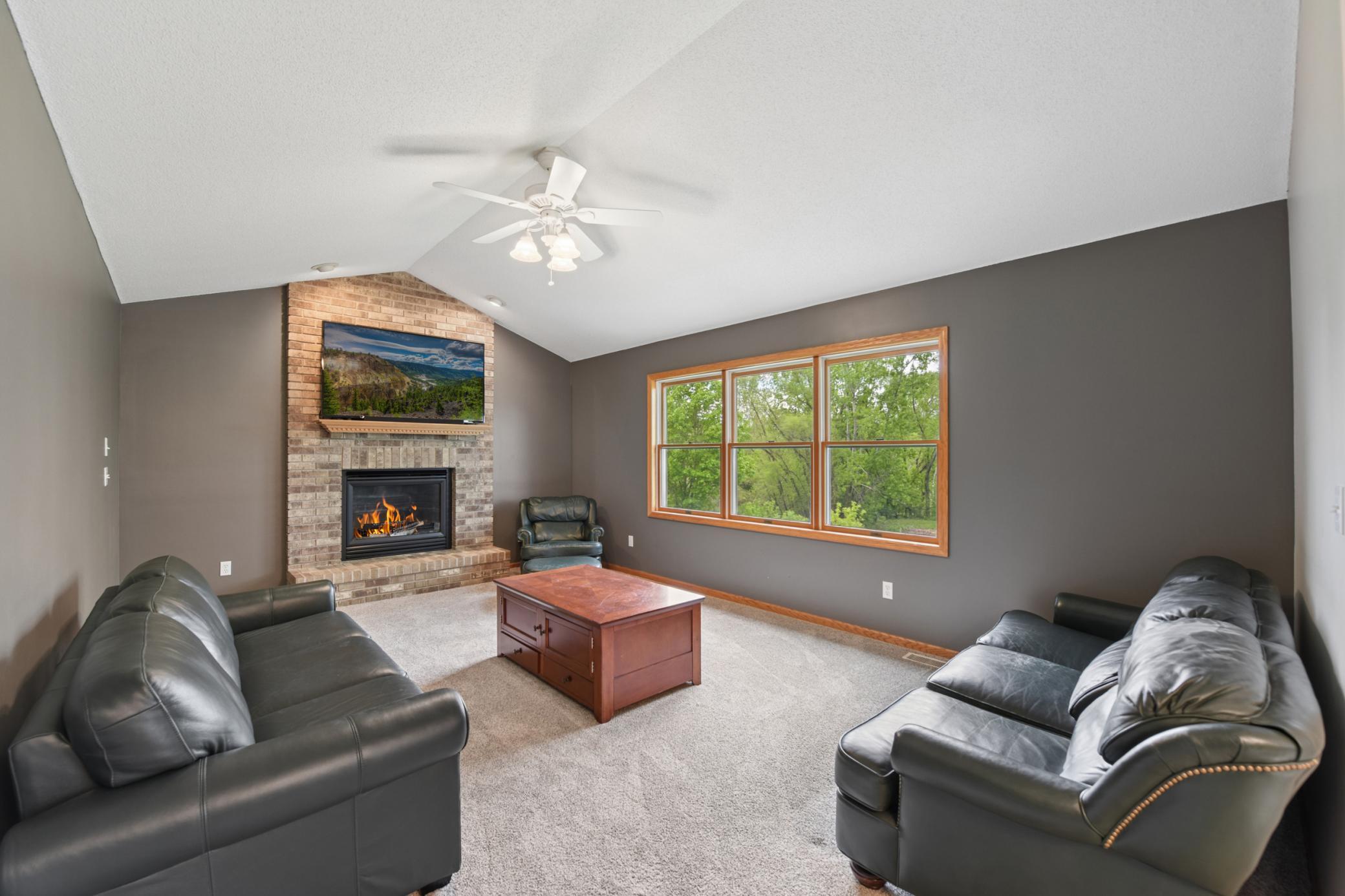 421 Durango Drive Roberts, WI 54023 - Photo 12 of 33