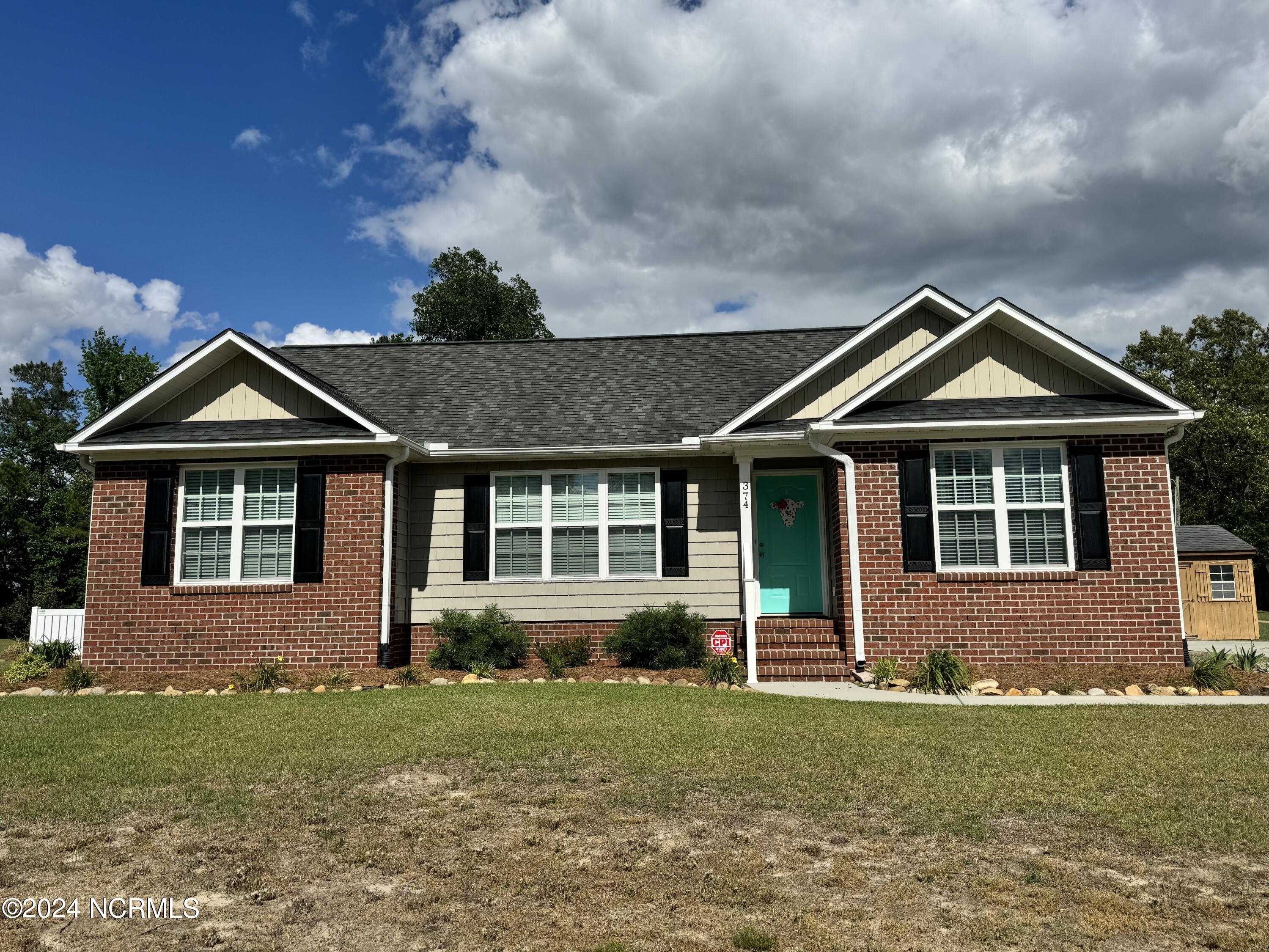 374 Pirate Cove Road Washington, NC 27889 - Photo 1 of 25 IMG_9391