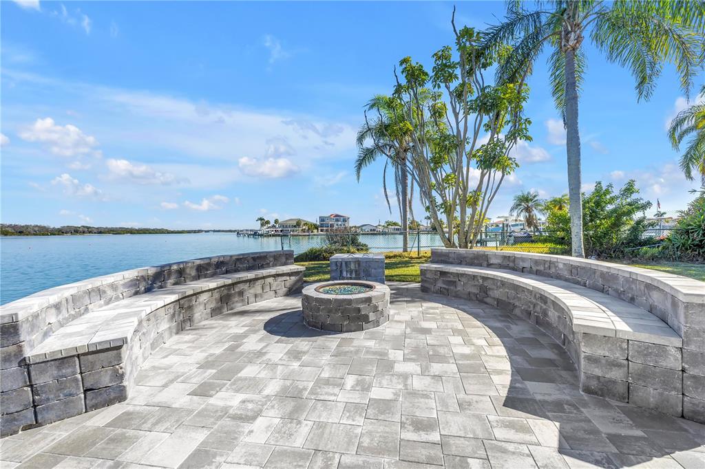 583 Crystal Drive Madeira Beach, FL 33708 - Photo 7 of 100