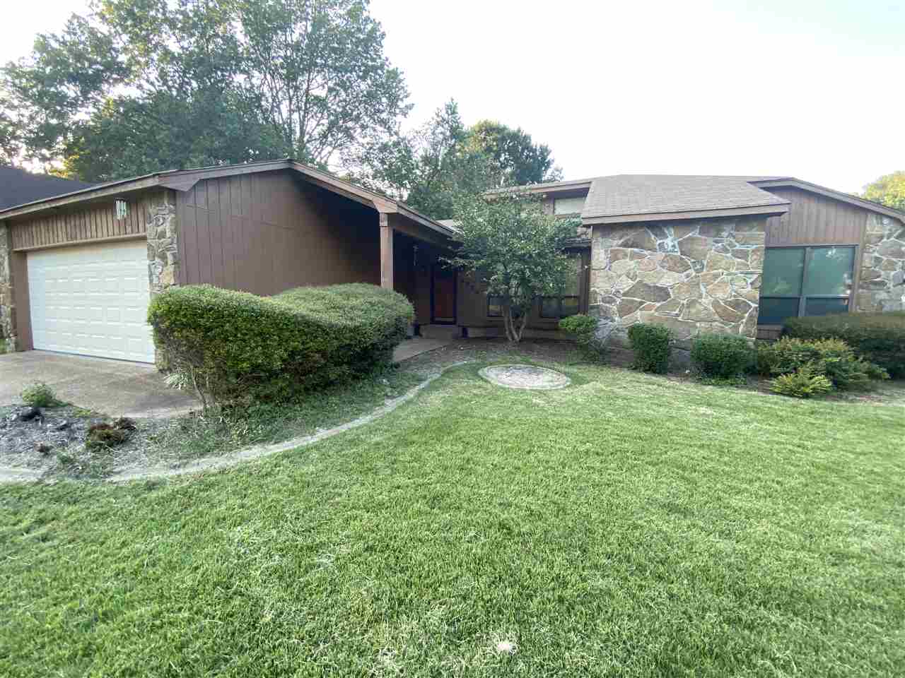 5274 Orangewood Road Memphis, TN 38134 - Photo 3 of 25