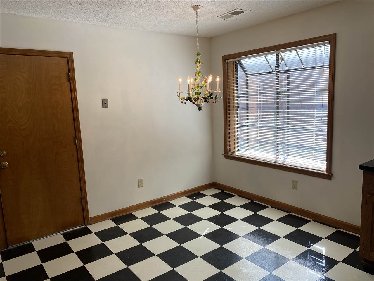 5274 Orangewood Road Memphis, TN 38134 - Photo 10 of 25