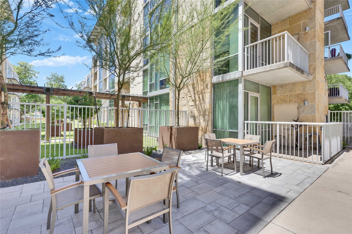 1600 Barton Springs Road, Unit 2403 Austin, TX 78704 - Photo 35 of 40