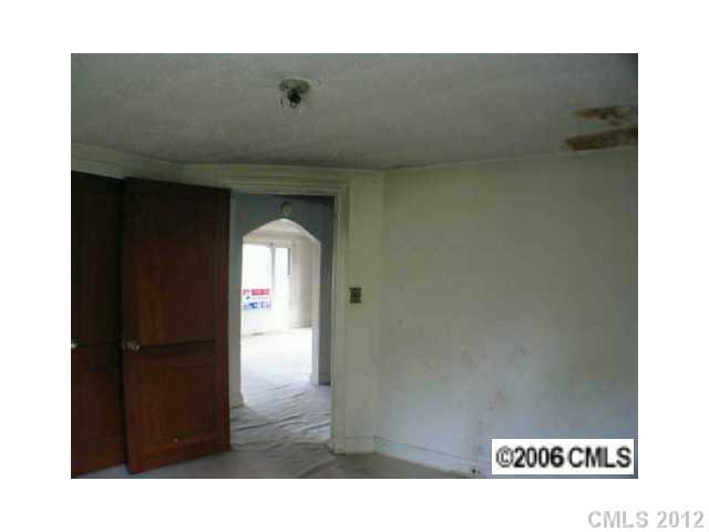 16 Sunderland Road Southwest Concord, NC 28027 - Photo 3 of 6 Gallery Image 3
