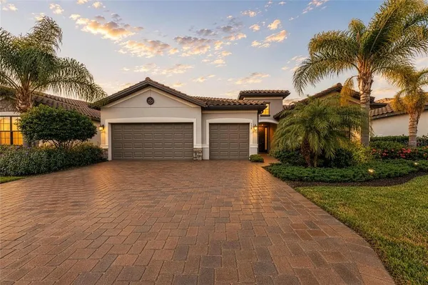 $675,000 | 538 Fire Bush Court, Bradenton, FL 34212