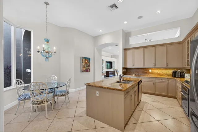 $2,399,000 | 274 Porto Vecchio Way, Palm Beach Gardens, FL 33418