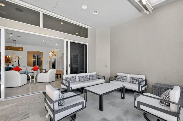 $2,399,000 | 274 Porto Vecchio Way, Palm Beach Gardens, FL 33418