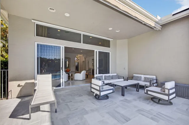 $2,399,000 | 274 Porto Vecchio Way, Palm Beach Gardens, FL 33418