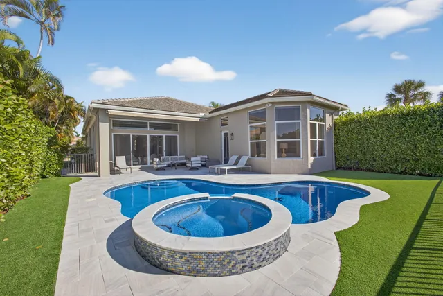 $2,399,000 | 274 Porto Vecchio Way, Palm Beach Gardens, FL 33418