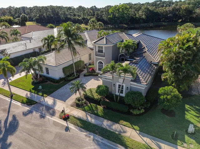 $2,399,000 | 274 Porto Vecchio Way, Palm Beach Gardens, FL 33418