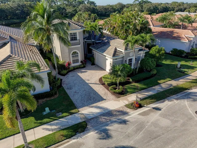 $2,399,000 | 274 Porto Vecchio Way, Palm Beach Gardens, FL 33418
