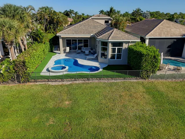 $2,399,000 | 274 Porto Vecchio Way, Palm Beach Gardens, FL 33418