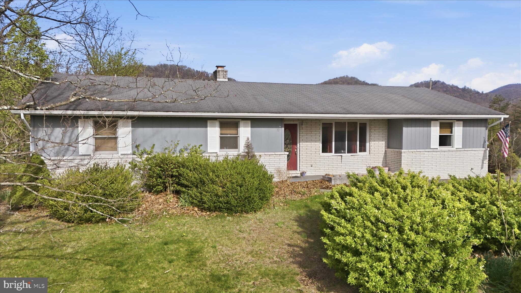 12 Juniper Drive Ridgeley, WV 26753 - Photo 4 of 29