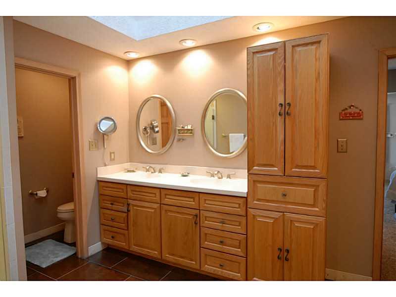 5427 Fall Creek Road Indianapolis, IN 46220 - Photo 15 of 24