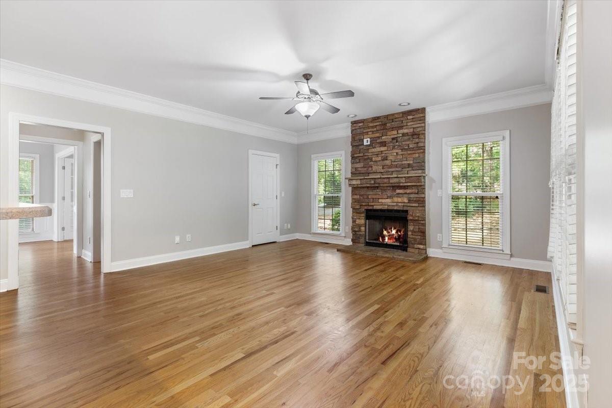 10836 Fox Hedge Road Matthews, NC 28105 - Photo 12 of 38 Gallery Image 12