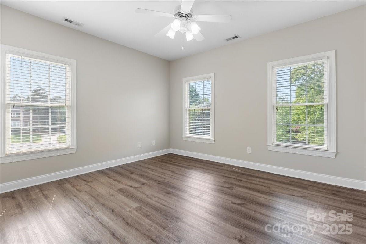 10836 Fox Hedge Road Matthews, NC 28105 - Photo 35 of 38 Gallery Image 35
