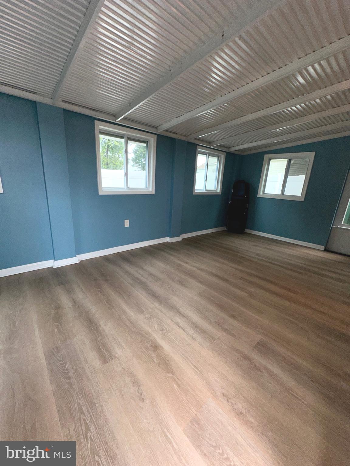 896 Morefield Road Philadelphia, PA 19115 - Photo 19 of 24