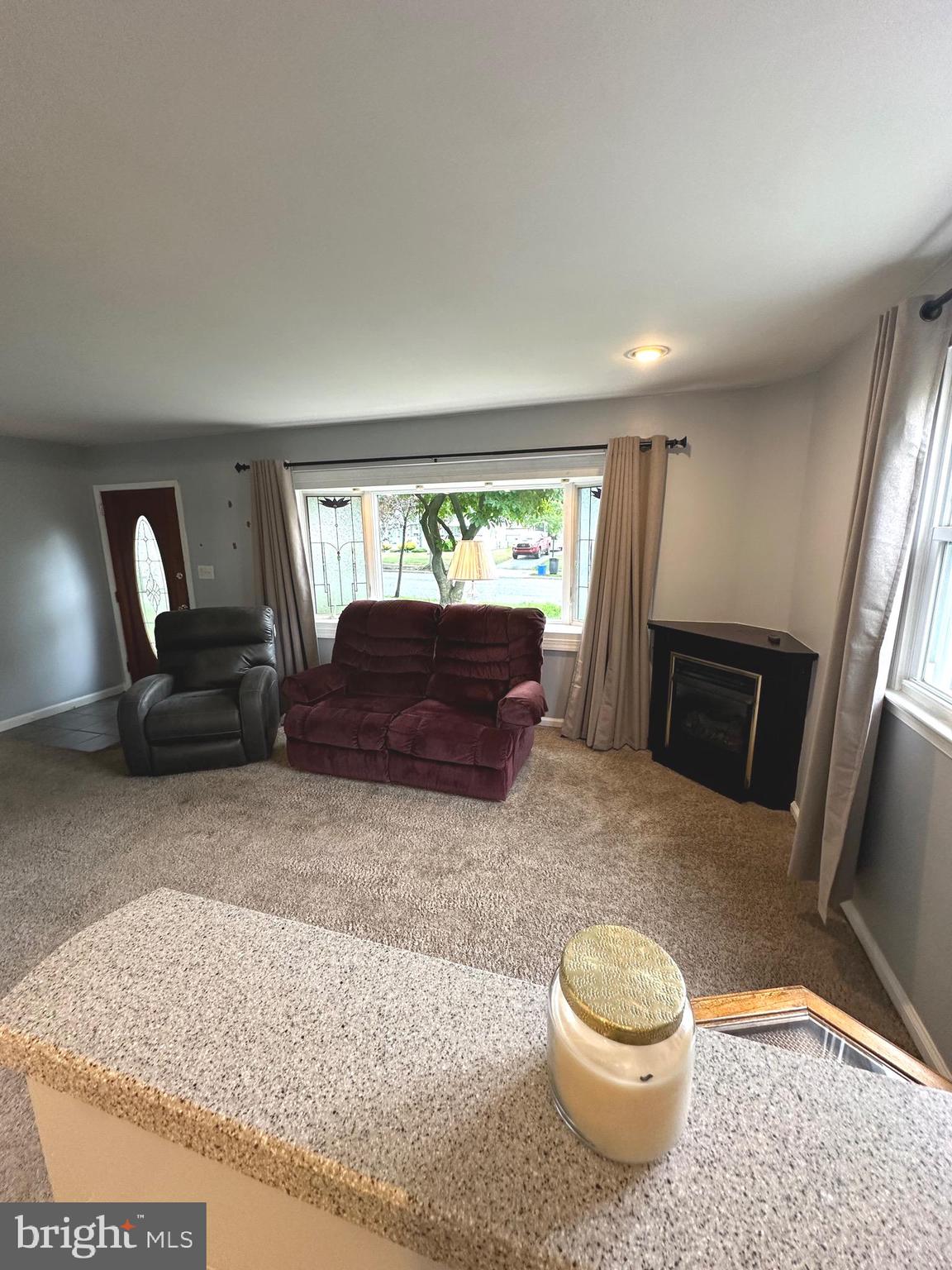 896 Morefield Road Philadelphia, PA 19115 - Photo 6 of 24