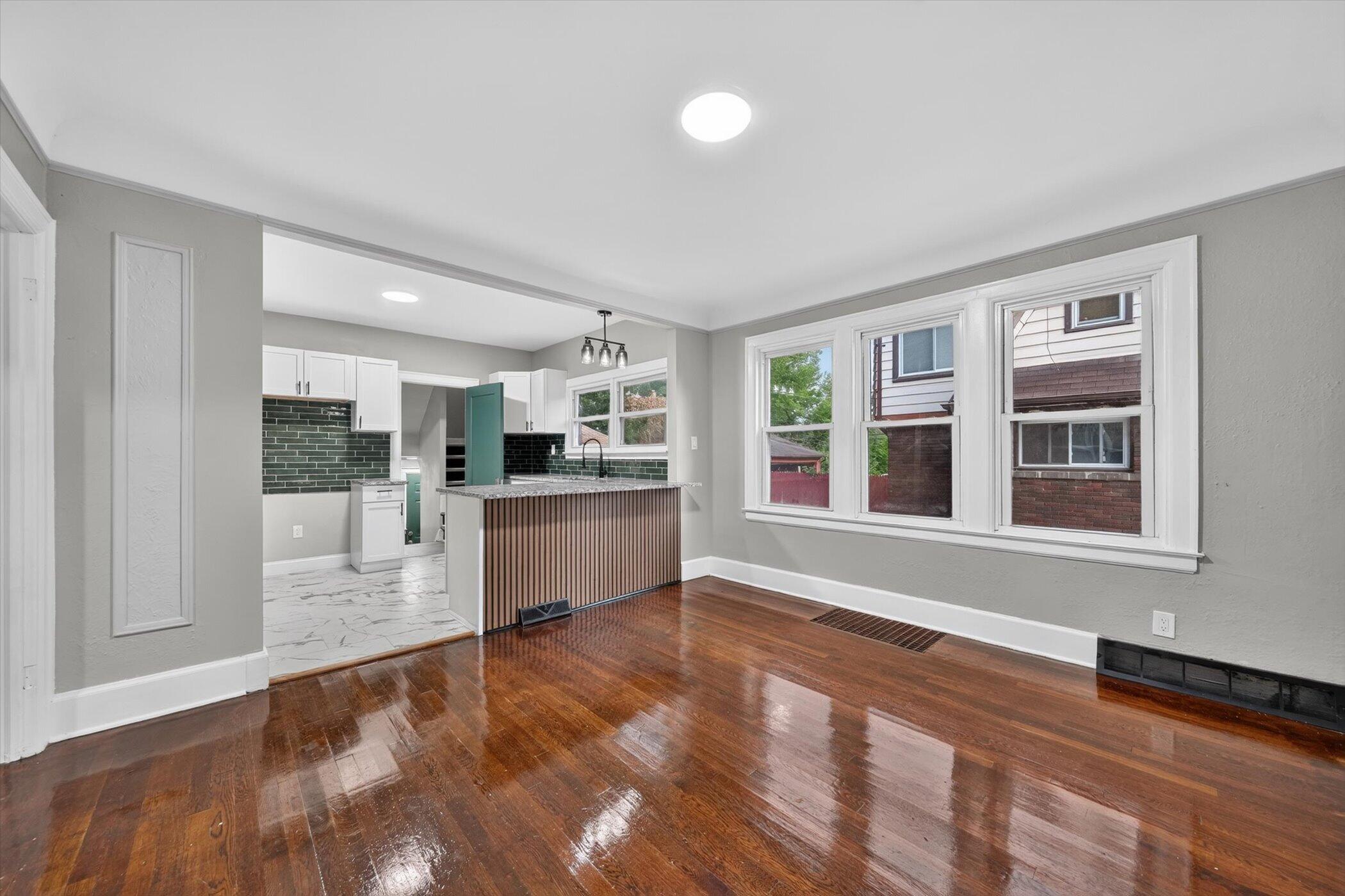 5083 Devonshire Road Detroit, MI 48224 - Photo 11 of 48 13-5083-Devonshire-Rd-WindowStill-Photog