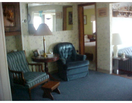 184 Glen Charlie Road Wareham, MA 02538 - Photo 2 of 10 Gallery Image 2
