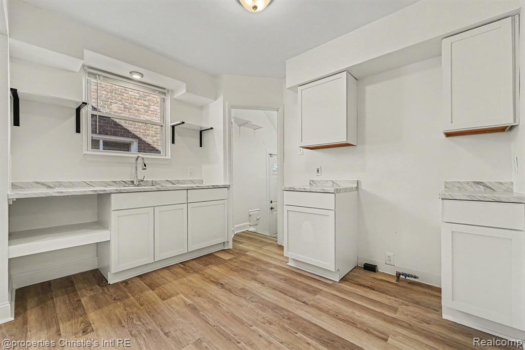 17147 Appoline Street Detroit, MI 48235 - Photo 7 of 15