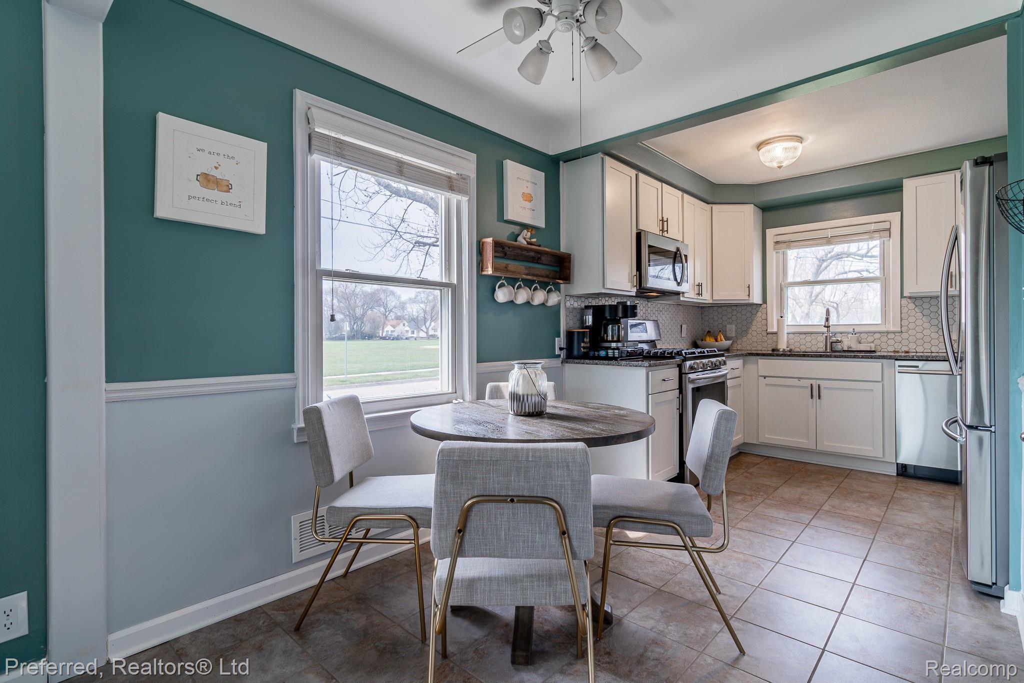 3432 Chester Road Royal Oak, MI 48073 - Photo 7 of 29 Chester-08.jpg