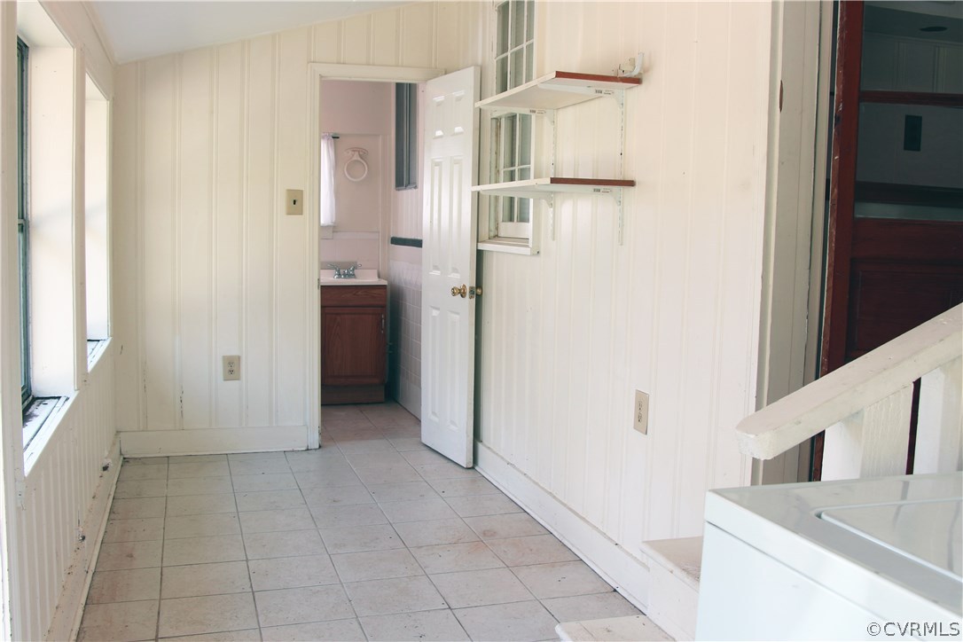 8163 East Patrick Henry Road Hanover, VA 23069 - Photo 3 of 40 Gallery Image 3