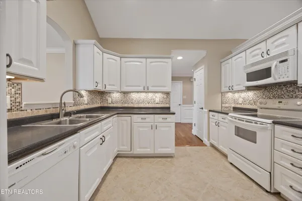 $399,900 | 7829 Bailey Bridge Way,, Knoxville, TN 37938