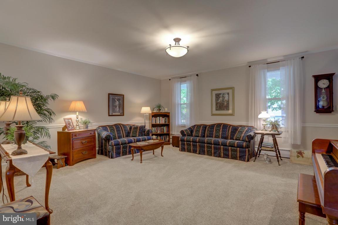 34 Twin Brook Road Lititz, PA 17543 - Photo 7 of 56