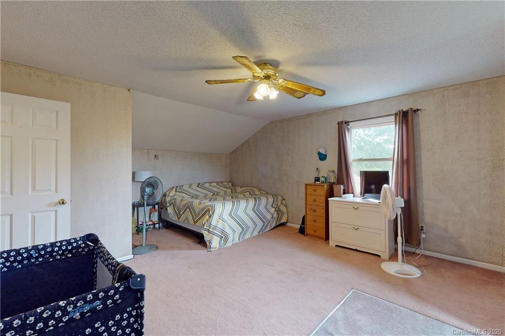 121 Bailey Bridge Road Gaffney, SC 29341 - Photo 17 of 37
