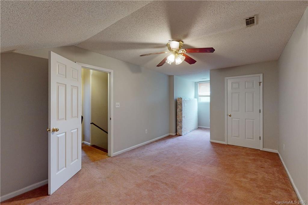121 Bailey Bridge Road Gaffney, SC 29341 - Photo 18 of 37