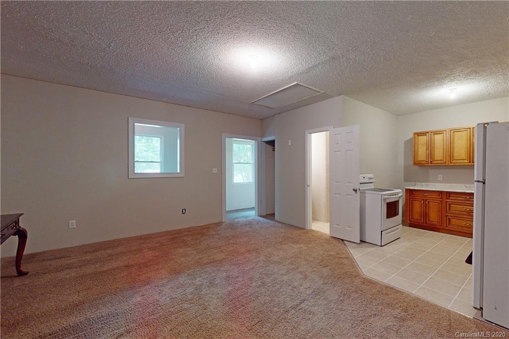 121 Bailey Bridge Road Gaffney, SC 29341 - Photo 22 of 37