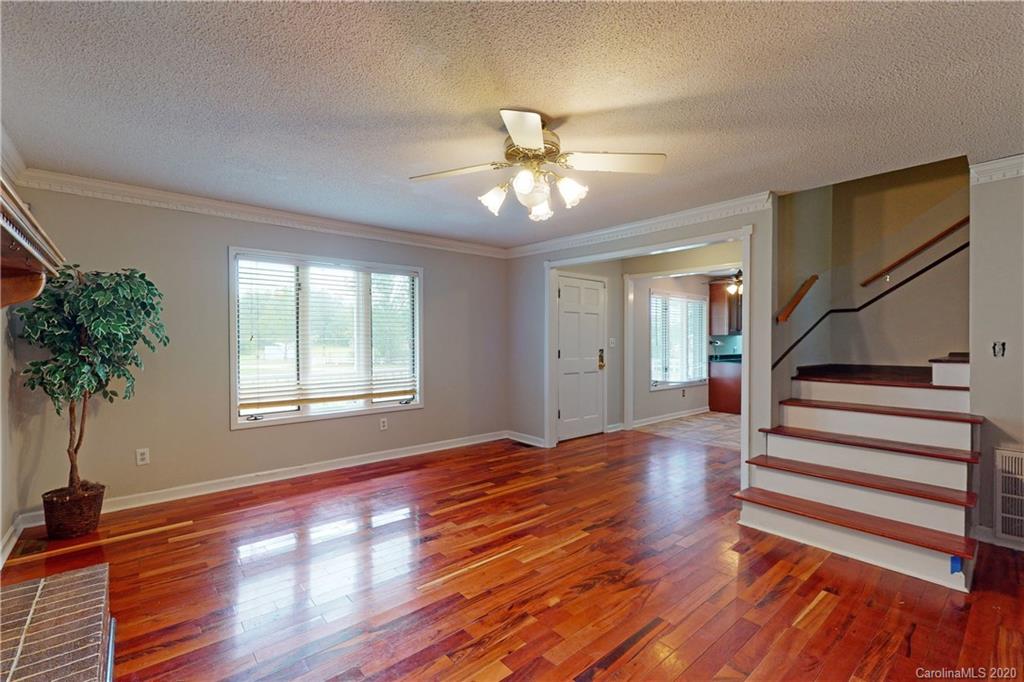 121 Bailey Bridge Road Gaffney, SC 29341 - Photo 10 of 37