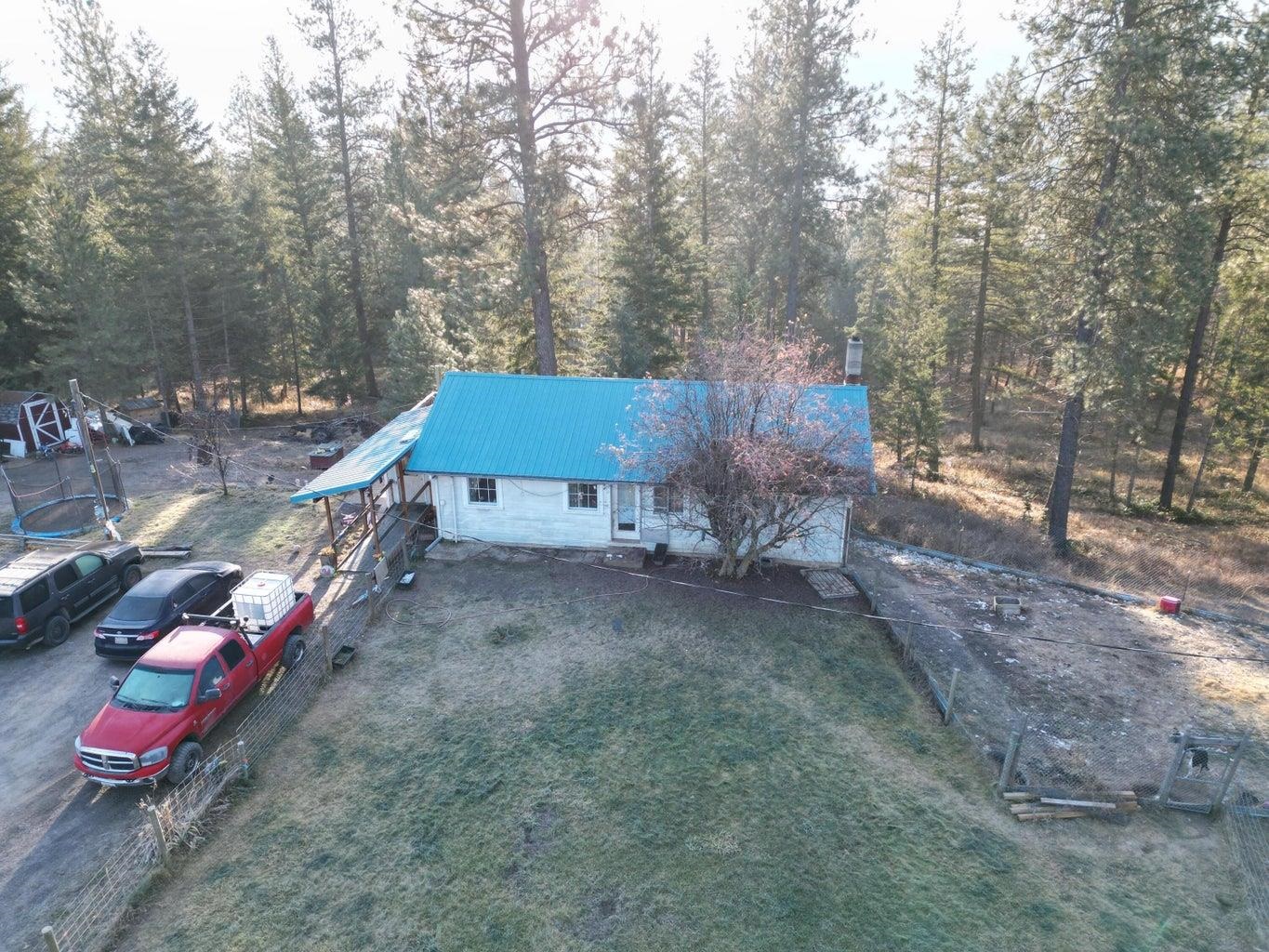 2075 Addy-Gifford Road Addy, WA 99101 - Photo 2 of 23