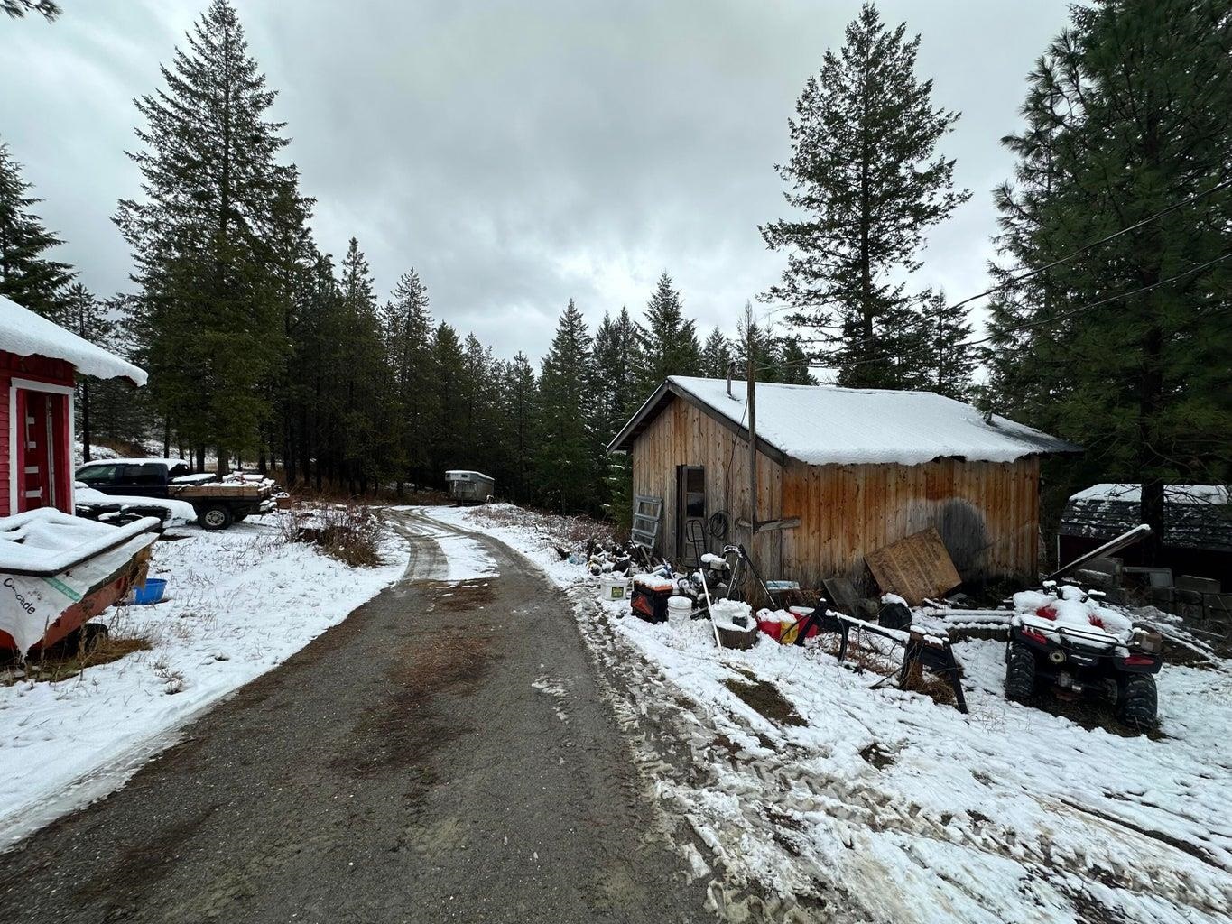 2075 Addy-Gifford Road Addy, WA 99101 - Photo 7 of 23