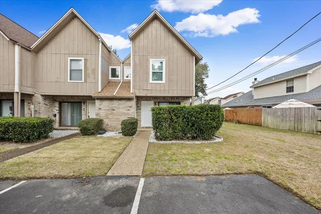 $240,000 | 14 Falcon Ridge Lane, Fort Walton Beach, FL 32547