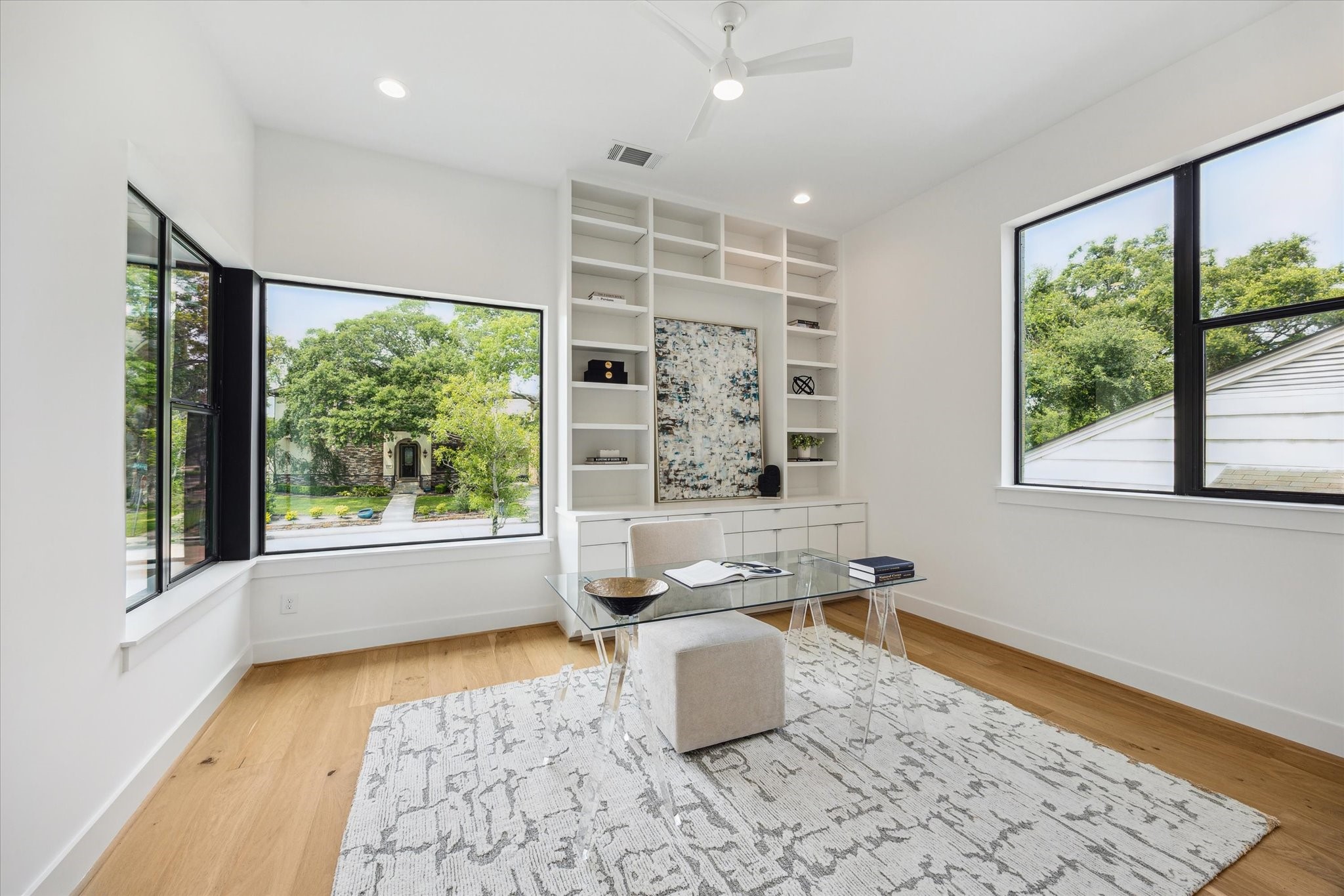 3851 Merrick Street Houston, TX 77025 - Photo 7 of 47 Downstairs study with oversized closet, perfect for a safe room